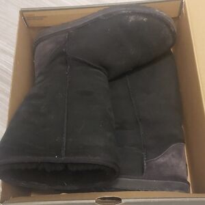 UGG Women's Black Tall Size 7